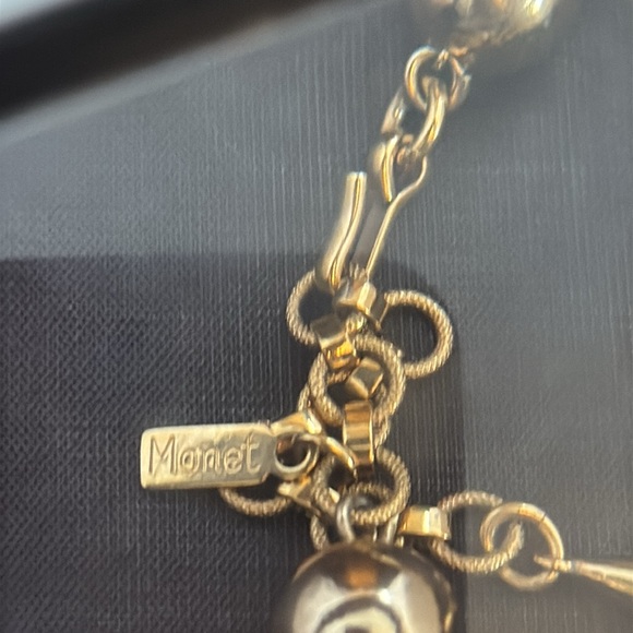 Monet goldtone beaded Necklace - Picture 4 of 4